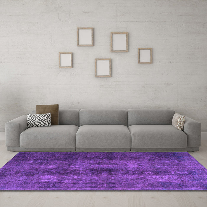 Machine Washable Persian Purple Traditional Area Rugs in a Living Room, wshtr3266pur