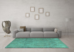 Machine Washable Persian Turquoise Traditional Area Rugs in a Living Room,, wshtr3268turq