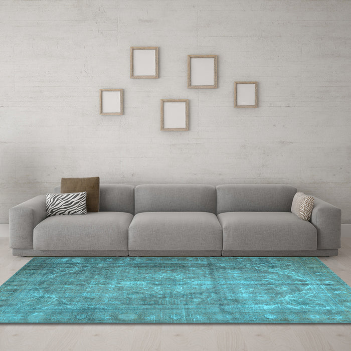 Machine Washable Persian Light Blue Traditional Rug in a Living Room, wshtr3269lblu