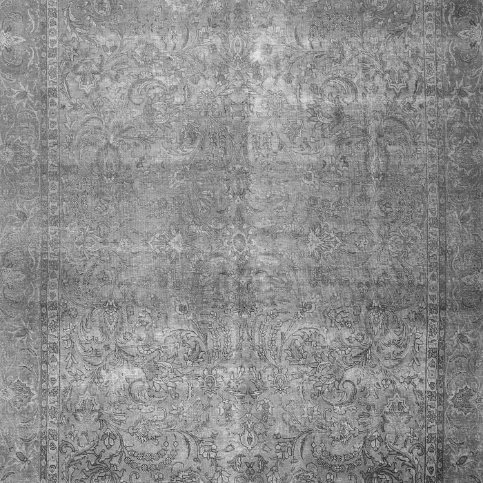 Serging Thickness of Machine Washable Persian Gray Traditional Rug, wshtr3274gry