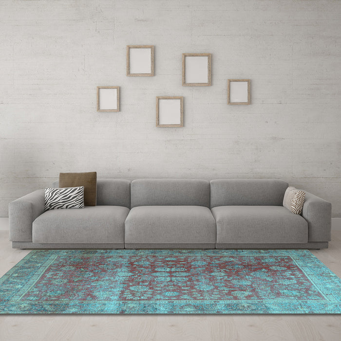 Machine Washable Persian Light Blue Traditional Rug in a Living Room, wshtr3276lblu