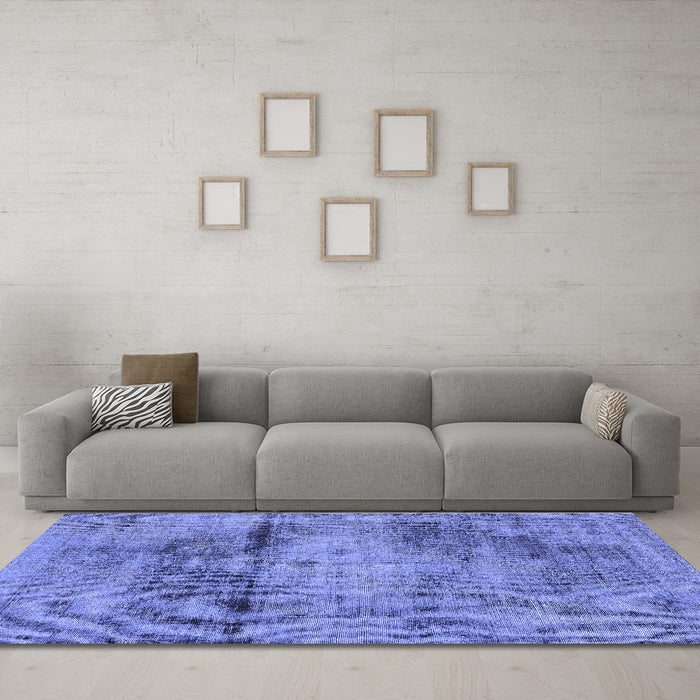 Machine Washable Persian Blue Traditional Rug in a Living Room, wshtr3278blu