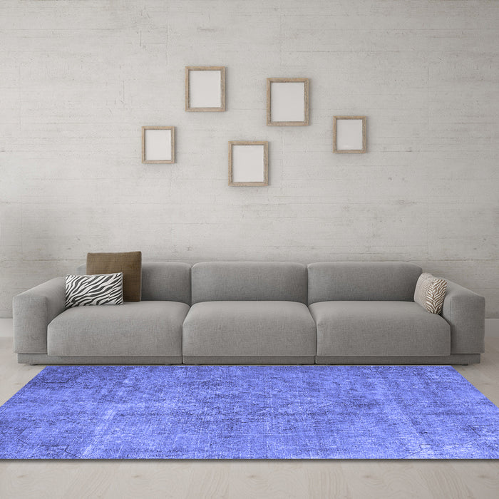 Machine Washable Persian Blue Traditional Rug in a Living Room, wshtr3283blu