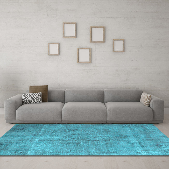 Machine Washable Persian Light Blue Traditional Rug in a Living Room, wshtr3283lblu