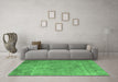 Machine Washable Persian Emerald Green Traditional Area Rugs in a Living Room,, wshtr3283emgrn