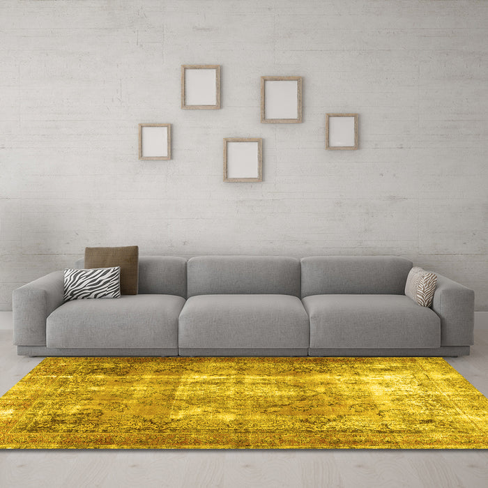 Machine Washable Persian Yellow Traditional Rug in a Living Room, wshtr3286yw