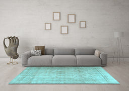 Machine Washable Persian Light Blue Traditional Rug in a Living Room, wshtr3287lblu