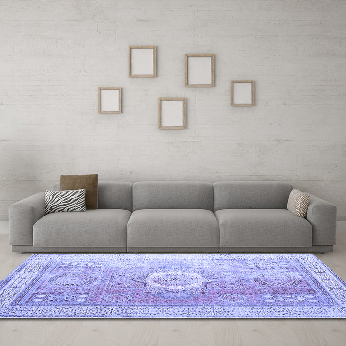 Machine Washable Persian Blue Traditional Rug in a Living Room, wshtr328blu