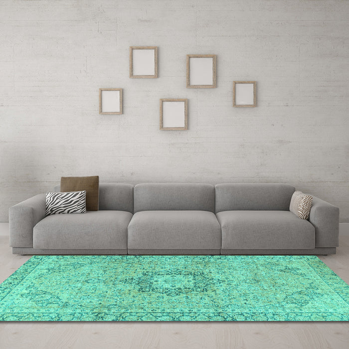 Machine Washable Persian Turquoise Traditional Area Rugs in a Living Room,, wshtr3292turq