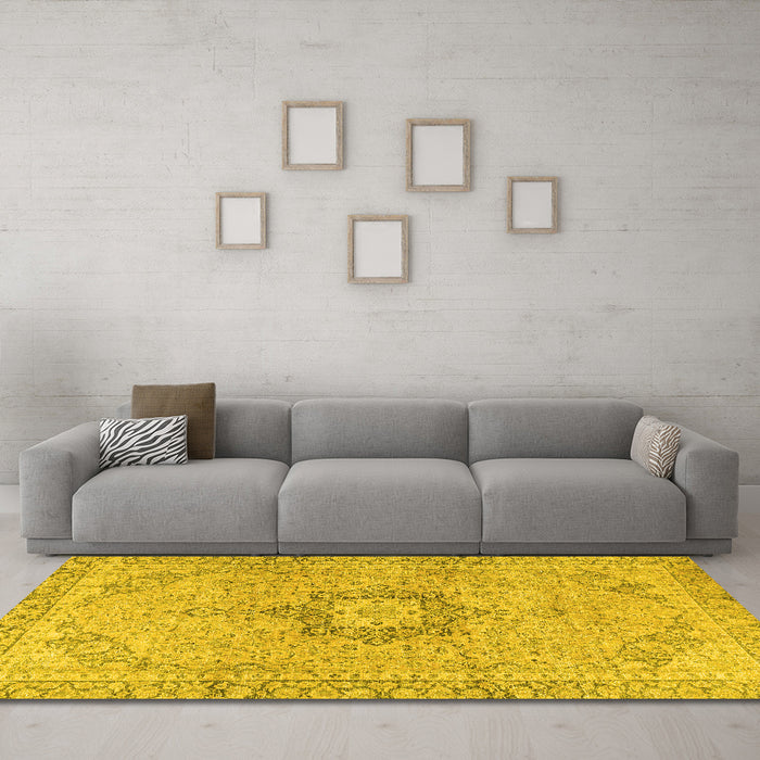 Machine Washable Persian Yellow Traditional Rug in a Living Room, wshtr3292yw