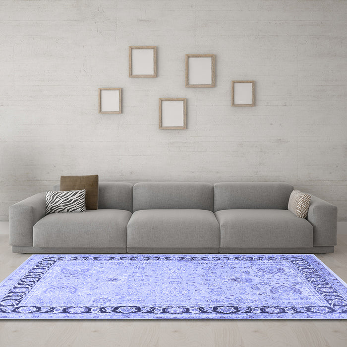Machine Washable Persian Blue Traditional Rug in a Living Room, wshtr3295blu
