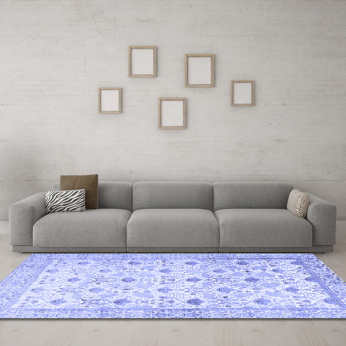 Machine Washable Persian Blue Traditional Rug in a Living Room, wshtr3296blu