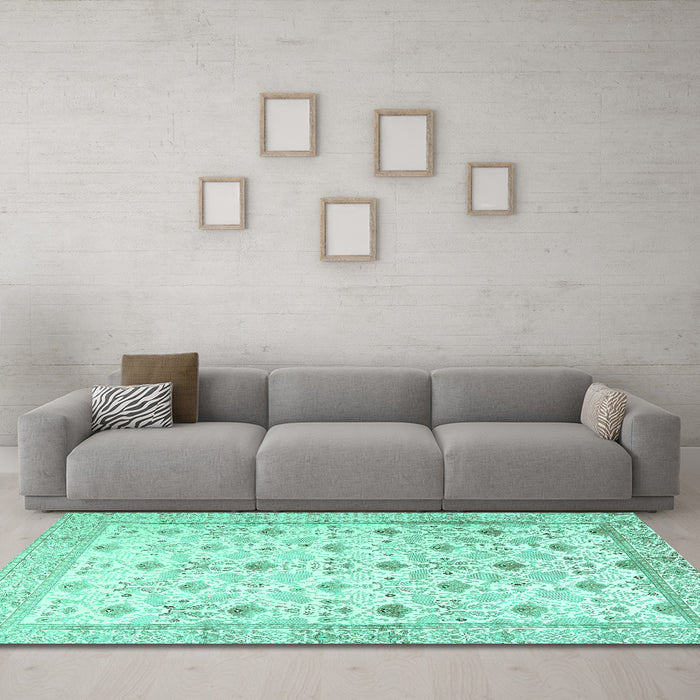 Machine Washable Persian Turquoise Traditional Area Rugs in a Living Room,, wshtr3296turq