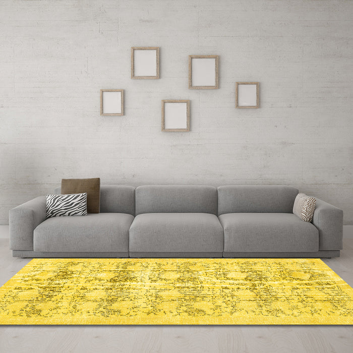 Machine Washable Persian Yellow Traditional Rug in a Living Room, wshtr3298yw
