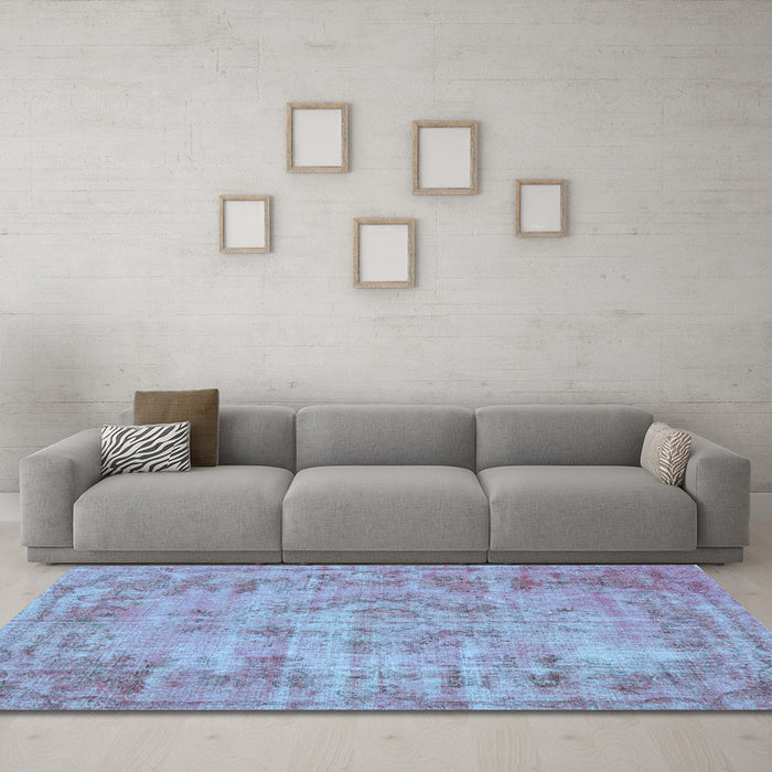 Machine Washable Persian Light Blue Traditional Rug in a Living Room, wshtr3307lblu