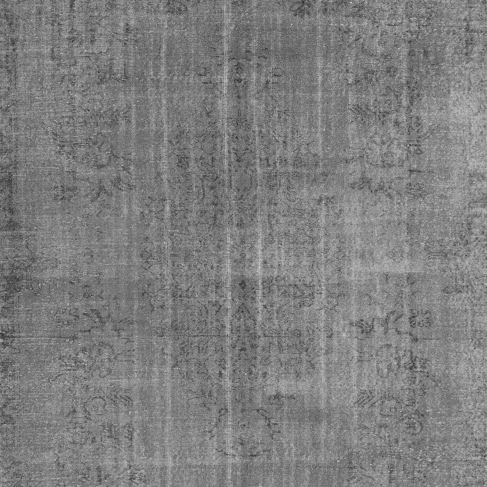 Serging Thickness of Machine Washable Persian Gray Traditional Rug, wshtr3310gry