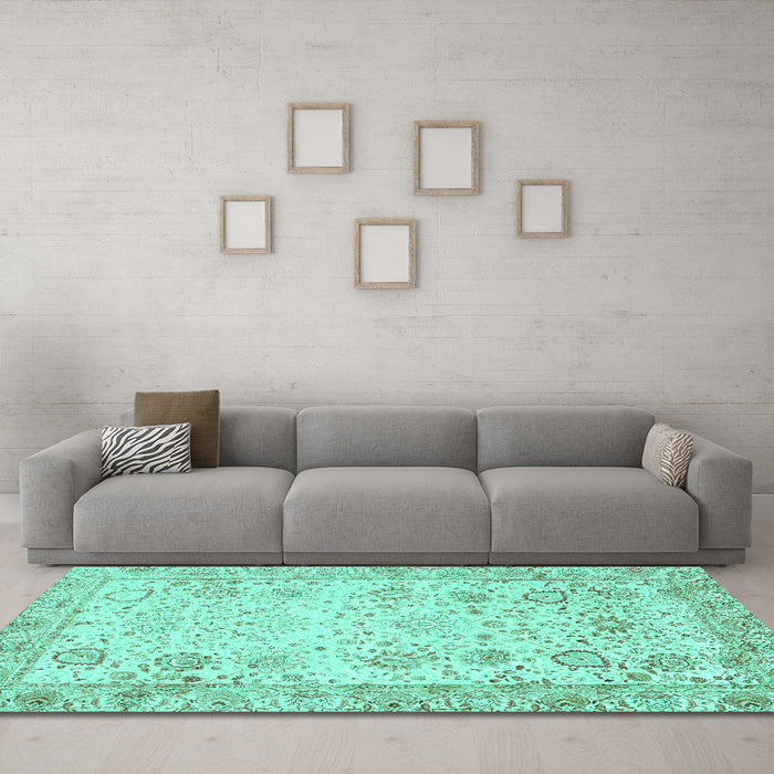 Machine Washable Persian Turquoise Traditional Area Rugs in a Living Room,, wshtr3318turq
