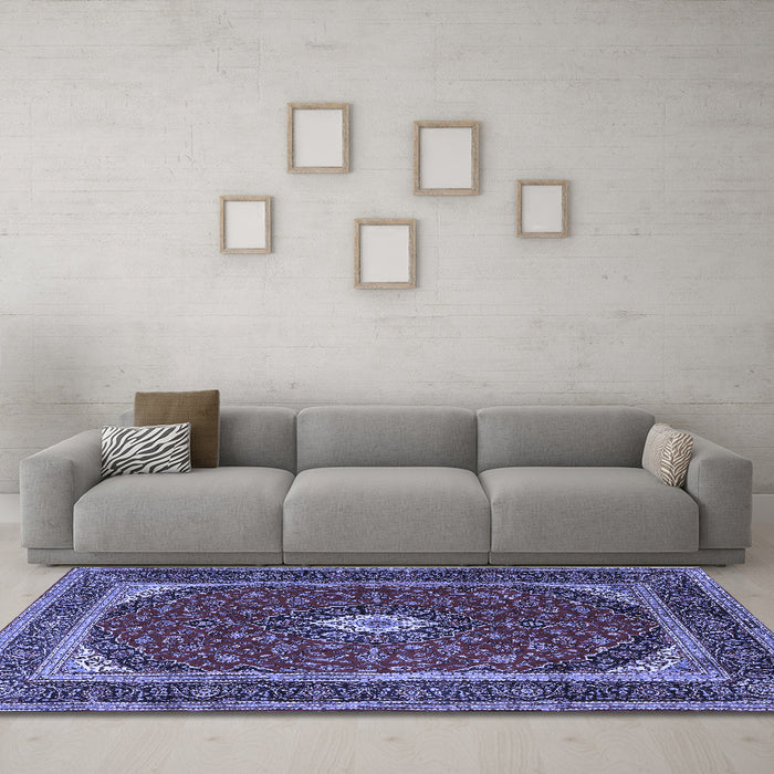 Machine Washable Persian Blue Traditional Rug in a Living Room, wshtr3320blu