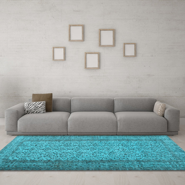 Machine Washable Persian Light Blue Traditional Rug in a Living Room, wshtr3321lblu