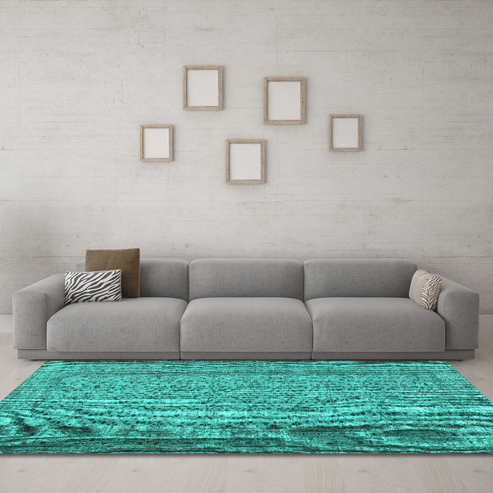 Machine Washable Persian Turquoise Traditional Area Rugs in a Living Room,, wshtr3321turq
