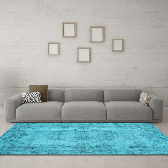 Machine Washable Persian Light Blue Traditional Rug in a Living Room, wshtr3322lblu