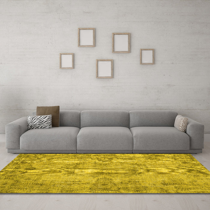 Machine Washable Persian Yellow Traditional Rug in a Living Room, wshtr3322yw