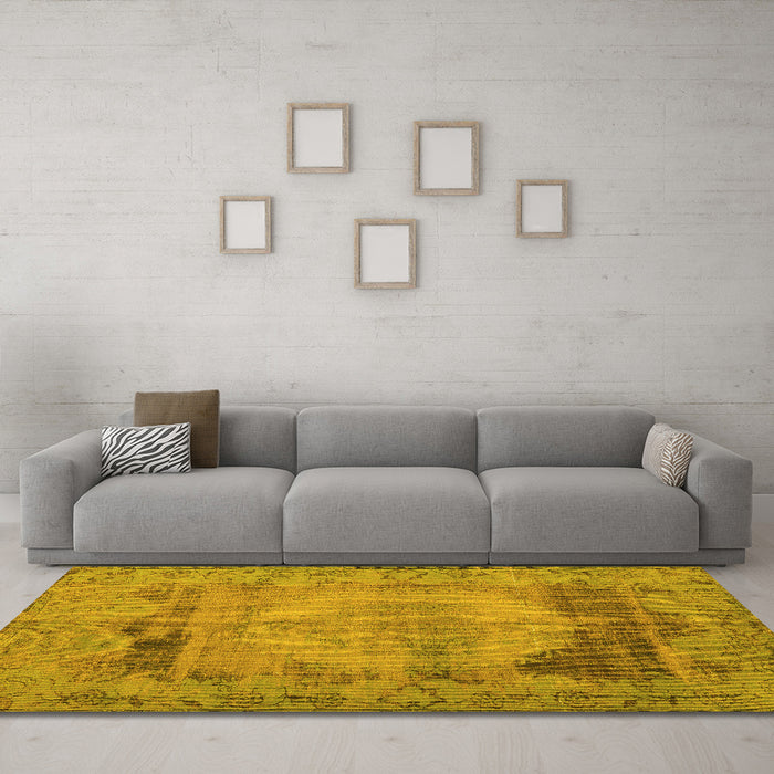 Machine Washable Persian Yellow Traditional Rug in a Living Room, wshtr3324yw