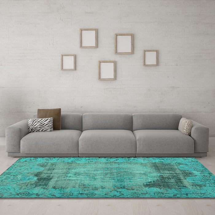 Machine Washable Persian Turquoise Traditional Area Rugs in a Living Room,, wshtr3324turq