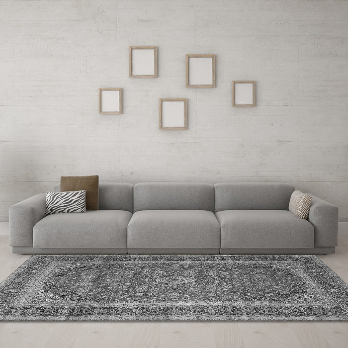 Machine Washable Medallion Gray Traditional Rug in a Living Room,, wshtr3327gry