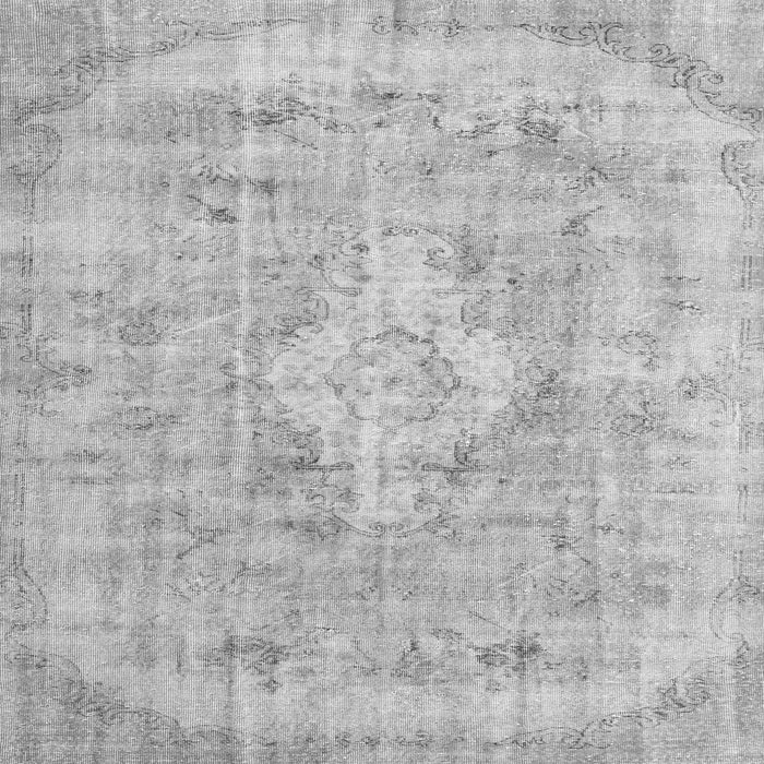 Serging Thickness of Persian Gray Traditional Rug, tr3328gry