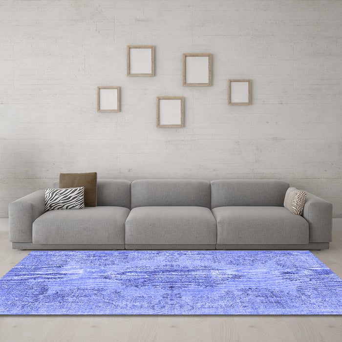 Machine Washable Persian Blue Traditional Rug in a Living Room, wshtr3329blu