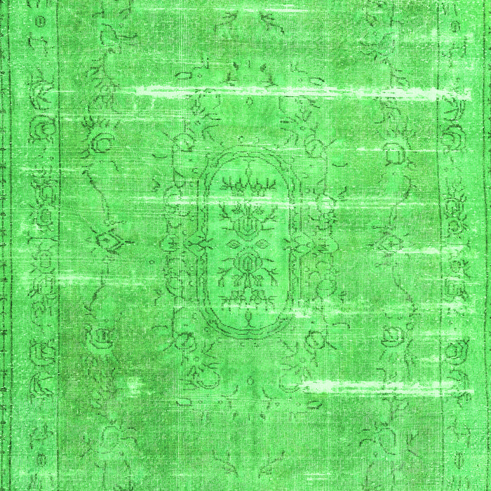 Serging Thickness of Machine Washable Persian Green Traditional Area Rugs, wshtr3330grn