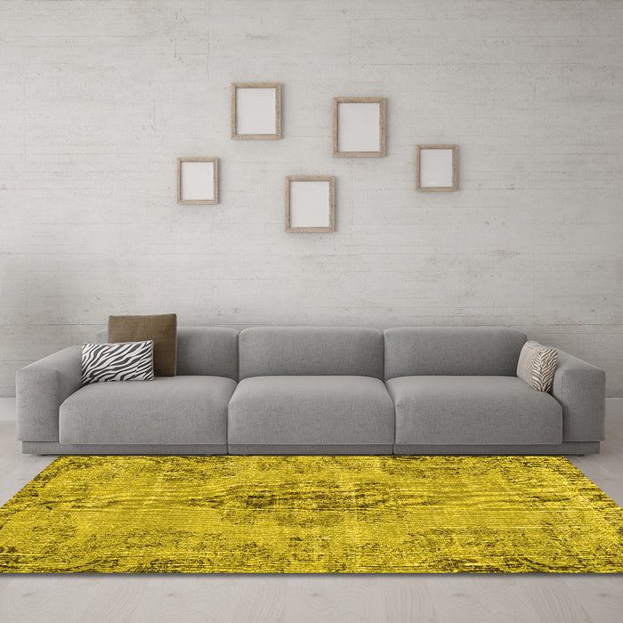 Machine Washable Persian Yellow Traditional Rug in a Living Room, wshtr3331yw