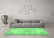 Machine Washable Persian Emerald Green Traditional Area Rugs in a Living Room,, wshtr3333emgrn