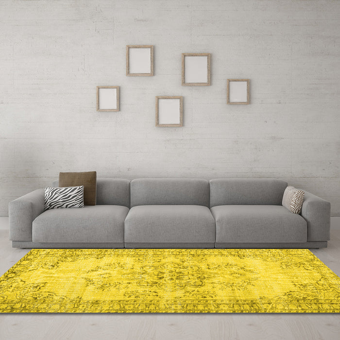 Machine Washable Persian Yellow Traditional Rug in a Living Room, wshtr3333yw