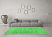 Machine Washable Persian Green Traditional Area Rugs in a Living Room,, wshtr3336grn