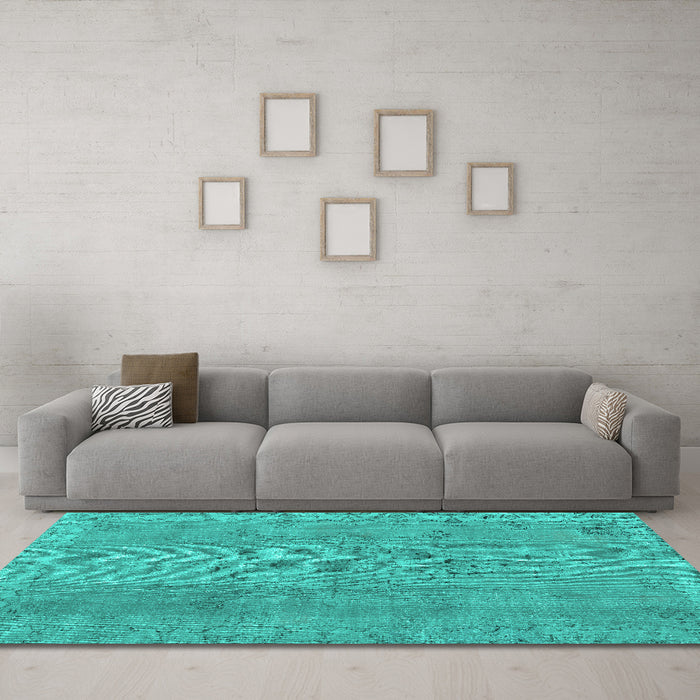 Machine Washable Persian Turquoise Traditional Area Rugs in a Living Room,, wshtr3338turq