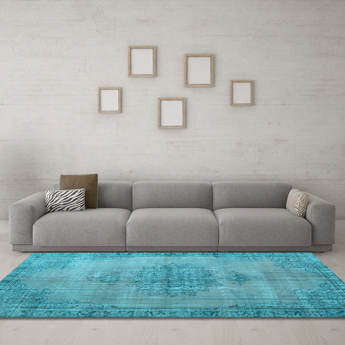 Machine Washable Persian Light Blue Traditional Rug in a Living Room, wshtr3340lblu