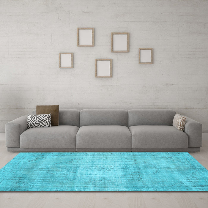 Machine Washable Persian Light Blue Traditional Rug in a Living Room, wshtr3341lblu