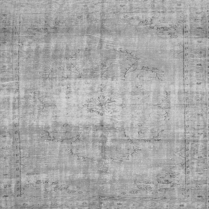 Serging Thickness of Persian Gray Traditional Rug, tr3341gry