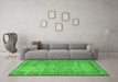 Machine Washable Persian Green Traditional Area Rugs in a Living Room,, wshtr3342grn