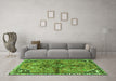 Machine Washable Persian Green Traditional Area Rugs in a Living Room,, wshtr3344grn