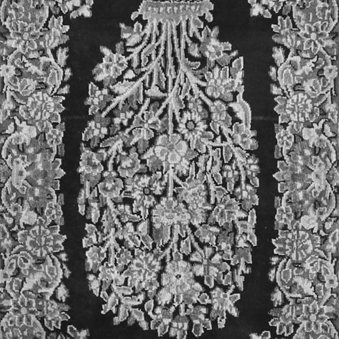 Serging Thickness of Machine Washable Persian Gray Traditional Rug, wshtr3348gry