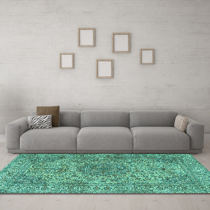 Machine Washable Persian Turquoise Traditional Area Rugs in a Living Room,, wshtr3349turq