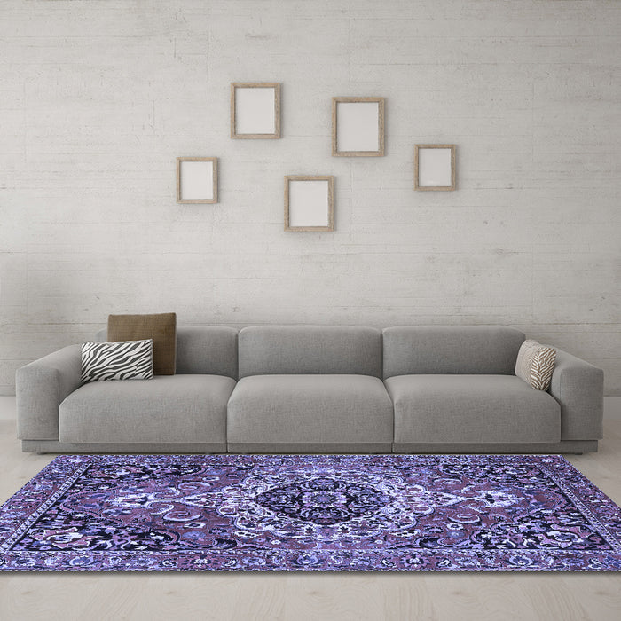 Machine Washable Medallion Blue Traditional Rug in a Living Room, wshtr3352blu