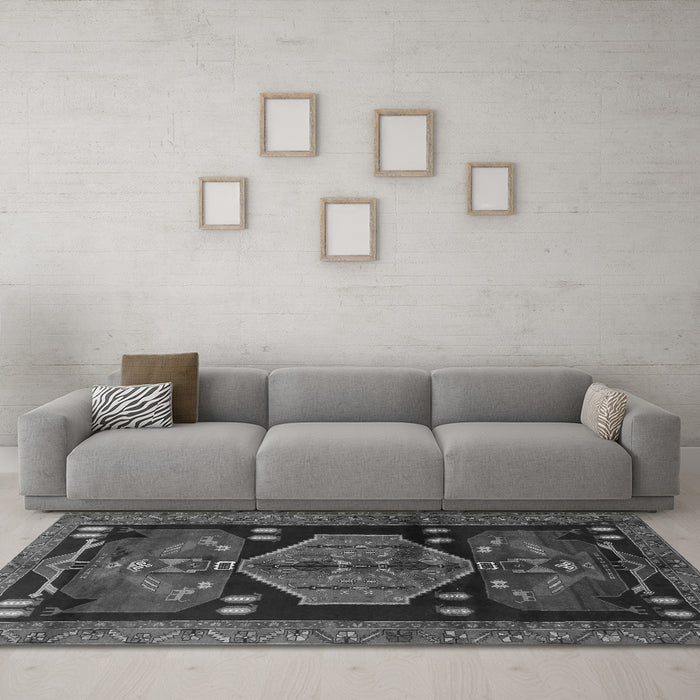 Machine Washable Animal Gray Traditional Rug in a Living Room,, wshtr3356gry