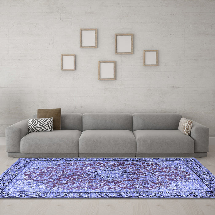 Machine Washable Persian Blue Traditional Rug in a Living Room, wshtr3361blu