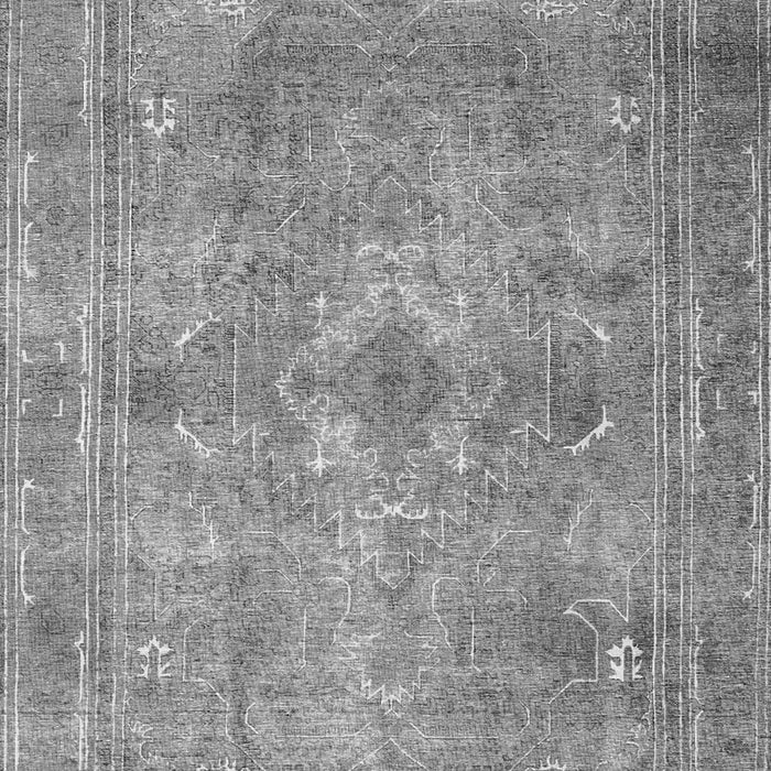 Serging Thickness of Machine Washable Persian Gray Traditional Rug, wshtr3362gry