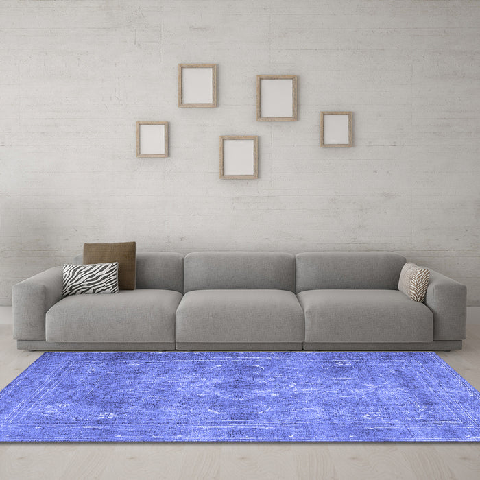 Machine Washable Persian Blue Traditional Rug in a Living Room, wshtr3362blu