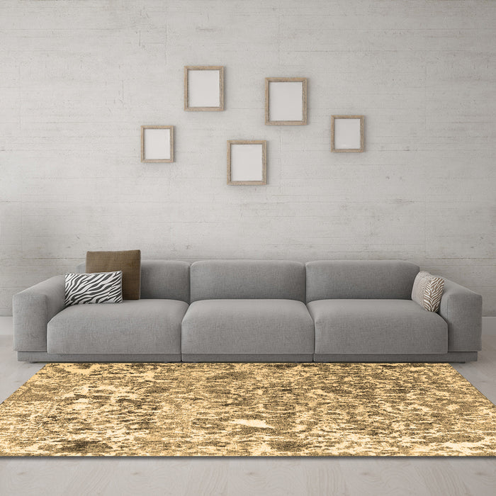 Machine Washable Persian Brown Traditional Rug in a Living Room,, wshtr3363brn